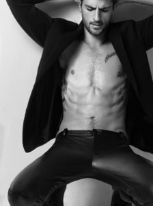 CAMERON_KRONE_OUT_KENNETHCOLEFASHION-2