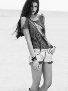 CAMERONKRONE AMICA NATALIAOB BEACH